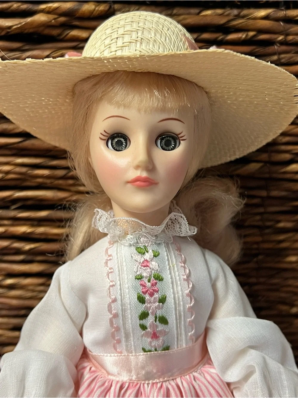 Vintage 1980’s Effanbee Magnolia Southern Belle Doll –  Limited Edition (#3381)